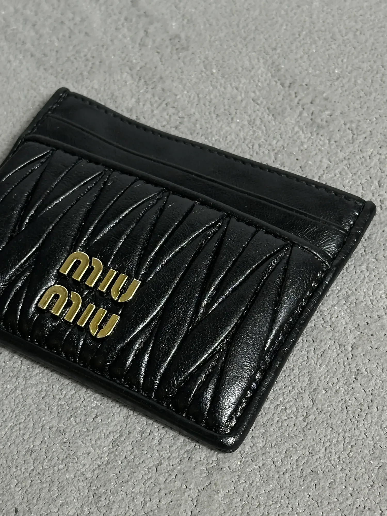 지갑 미우미우 - 염색 -마테라쎄 나파 가죽 카드 홀더 수선 후